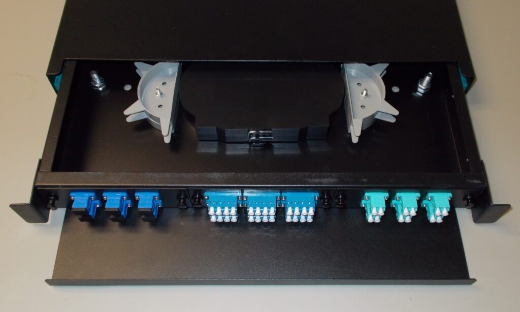The Benefits of Choosing Pre-Loaded Fiber Patch Panel Kits from Expert Suppliers